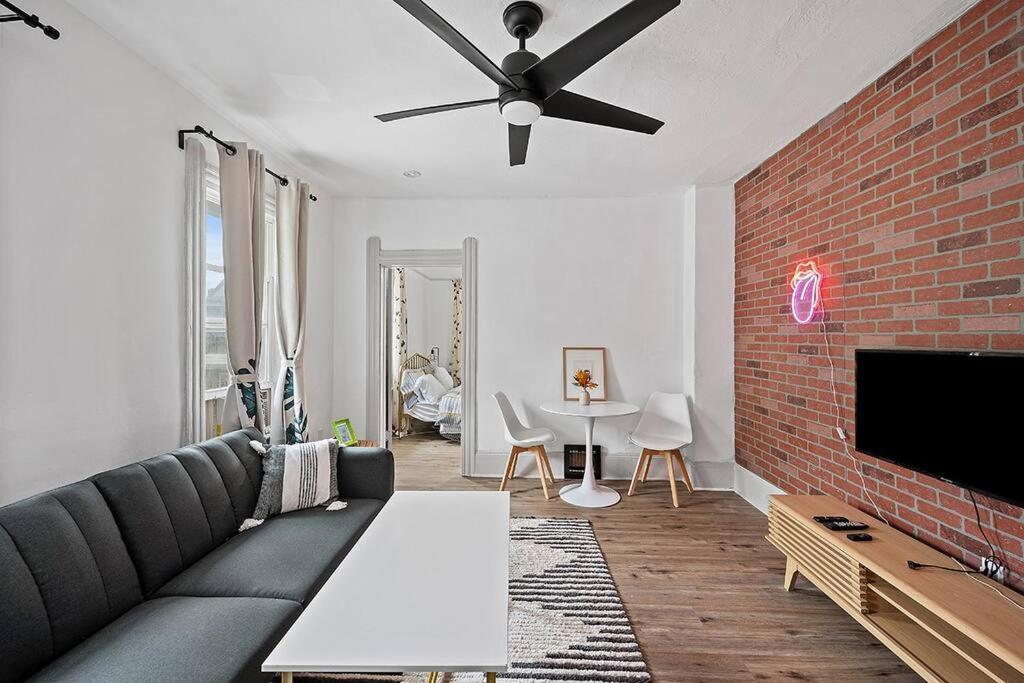 Апартаменты Center Of Little Italy #4 Кливленд Экстерьер фото